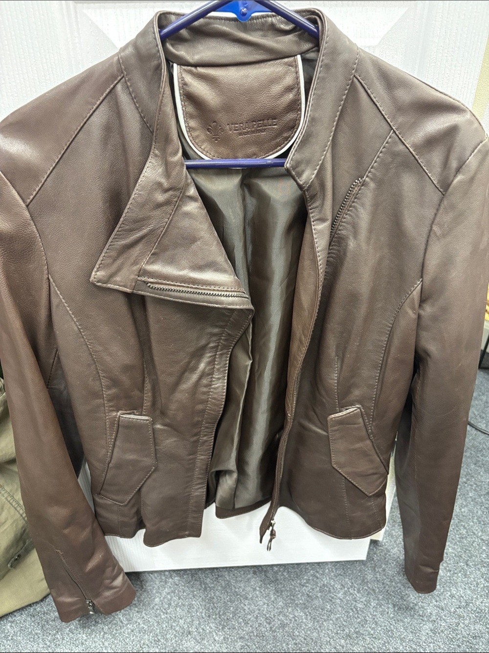 Genuine Brown Leather Jacket Front Zip Made in Italy 🇮🇹 size Small EUC